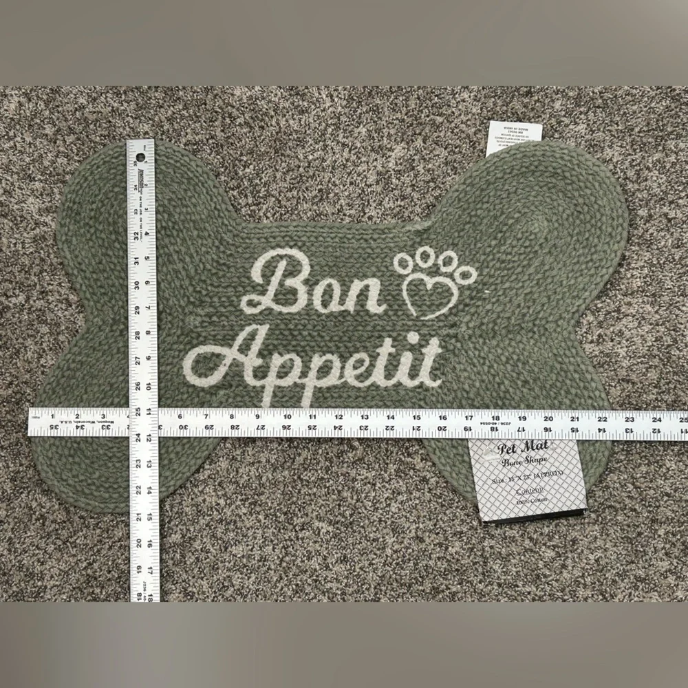 Green Bone-Shaped Pet Mat